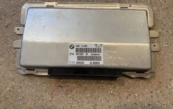 BMW X5 F15 Suspension control unit/module 6873397