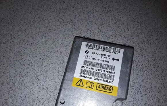 BMW 5 E39 Airbag control unit/module 65776919789 6919789