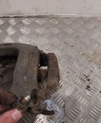 BMW X6 E71 Front brake caliper