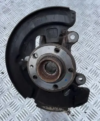 Volvo V70 Front wheel hub spindle knuckle
