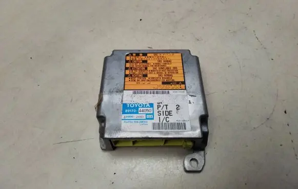 Toyota Avensis Verso Airbag control unit/module 8917044050 2310002460 52G0172346
