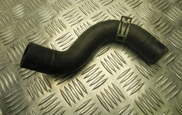 Toyota Yaris Engine coolant pipe/hose VD11604