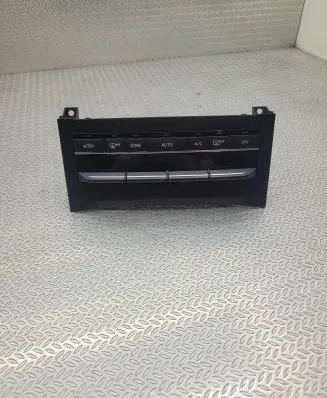 Mercedes-Benz E A207 Climate control unit A2129004525