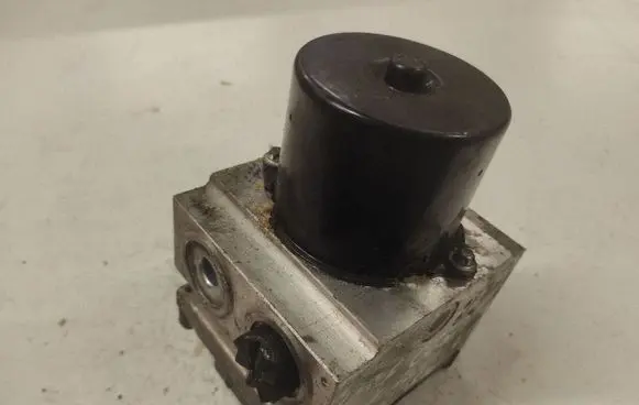 Peugeot 407 ABS Pump CS5155E107AIP K71179216 162513161625