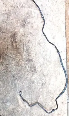 Gearbox oil cooler pipe/hose