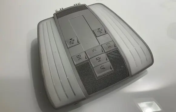 Mercedes-Benz E W212 Front seat light A2129066401 00013279 A2C53397319