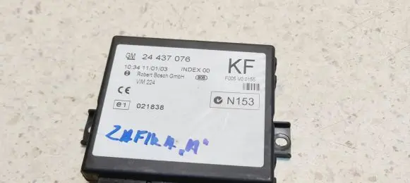 Opel Zafira C Other control units/modules 24437076 F005V00155 341101