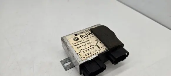 Volkswagen PASSAT B4 Other control units/modules 357953233