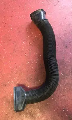 Mercedes-Benz E W124 Air intake hose/pipe 1248310846