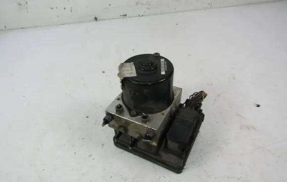 Volkswagen PASSAT B6 ABS Pump 3M512C405HB