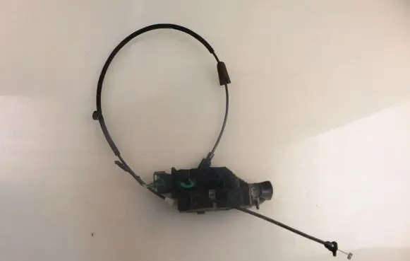 Peugeot 207 Front door lock 