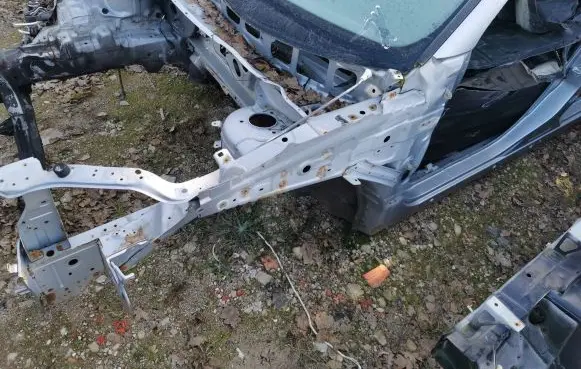 Front quarter panel