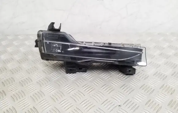 Tesla Model 3 Front fog light 107739600C