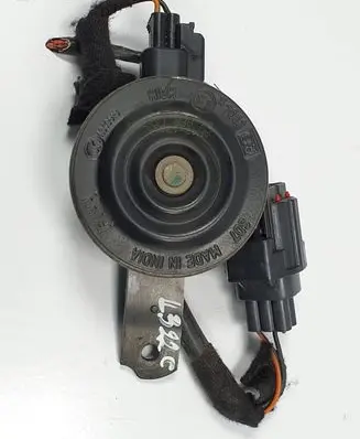 Land Rover Range Rover L322 Horn signal AH42-13832-AA