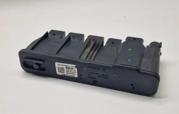 BMW X3 G01 Power management control unit 8638551