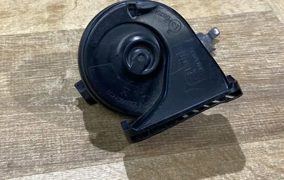 Jaguar F-Pace Horn signal M8A213802AA 03122021