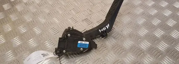 Volkswagen Touareg I Accelerator throttle pedal 7L6723507