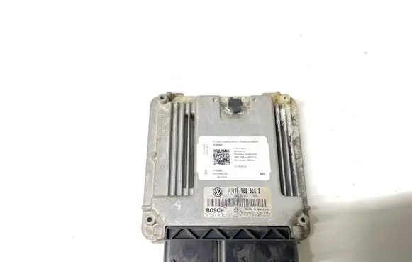 Volkswagen Phaeton Engine control unit/module 070906016B 1039S04733 0281010737