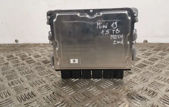 Mini Cooper Countryman F60 Engine control unit/module 0261S100DV 984414401