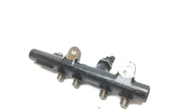 Renault Captur Fuel main line pipe 175215346R 141670155 H8201157327
