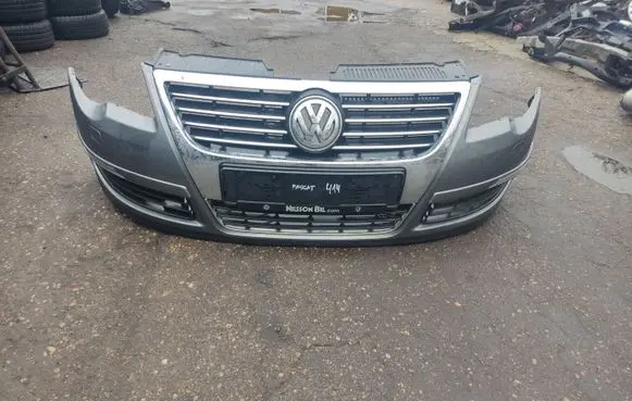 Volkswagen PASSAT B6 Front bumper 3C0807221A