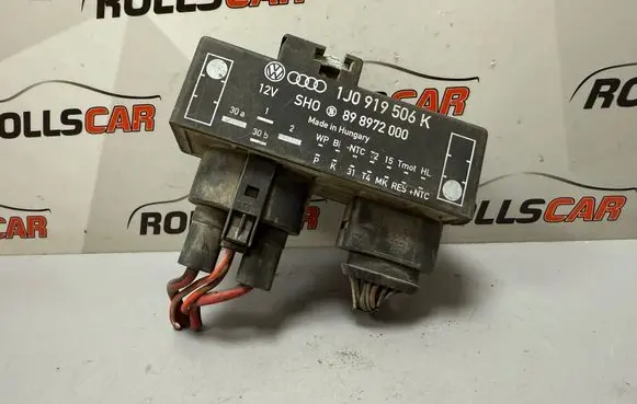 Volkswagen Golf IV Coolant fan relay 1J0919506K