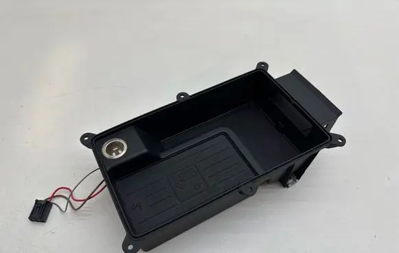Audi A4 S4 B9 Wireless charging module 8W0864981C 0106160124 8W0035502B