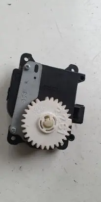 Toyota Auris E180 A/C air flow flap actuator/motor 