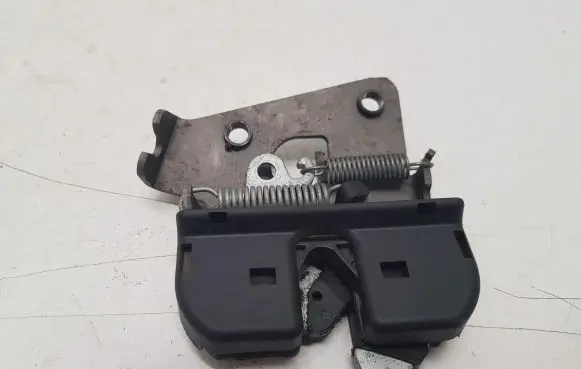 BMW 5 F10 F11 Seat back rest lock catch 52207112864