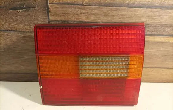 Volkswagen PASSAT B4 Tailgate rear/tail lights 3A9945259