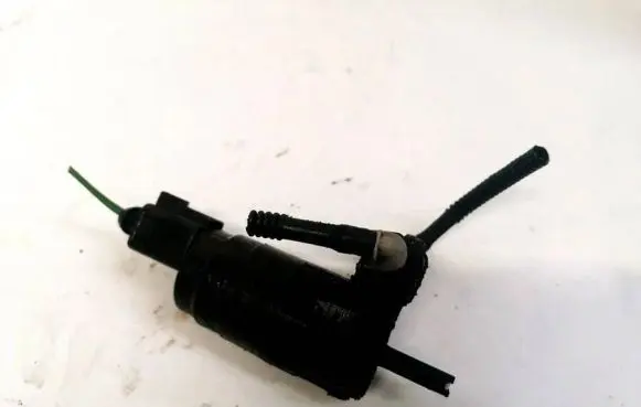 Volkswagen Golf Plus Windscreen/windshield washer pump