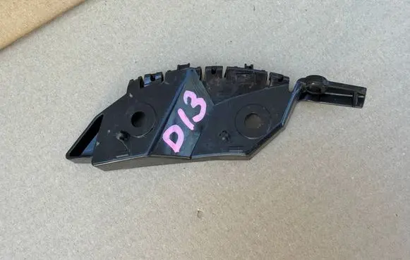 Tesla Model 3 Front bumper mounting bracket 177426900E