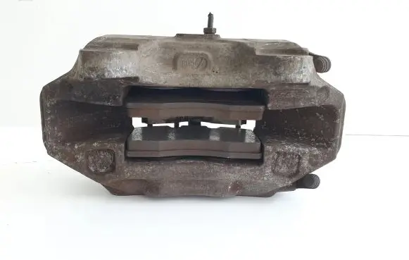 Volkswagen Touareg I Front brake caliper
