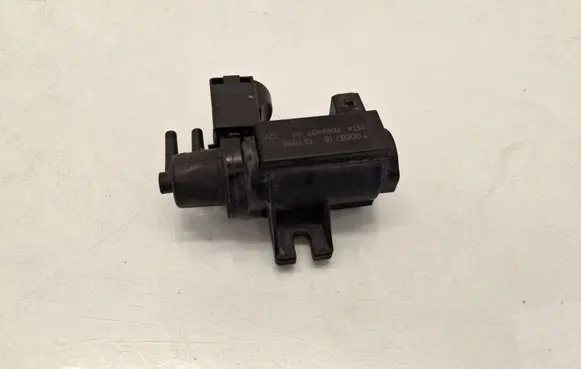 BMW X3 F25 Turbo solenoid valve 7649407