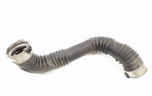 Mercedes-Benz CLA C118 X118 Intercooler hose/pipe A2475200101
