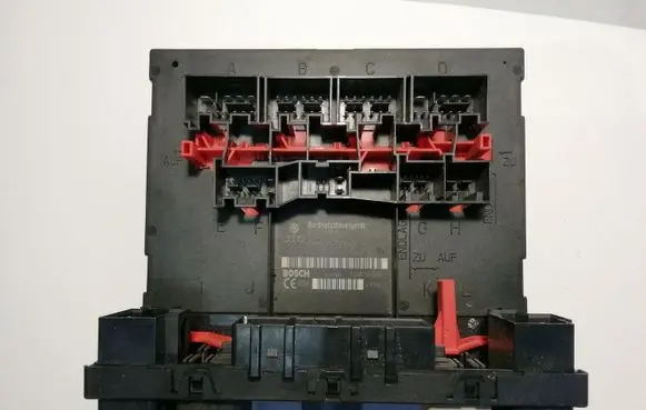 Volkswagen PASSAT B6 Comfort/convenience module 3C0937049D