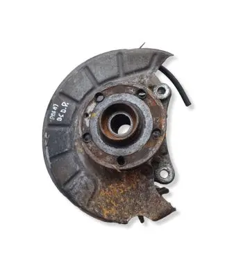 Volkswagen PASSAT B6 Front wheel hub 