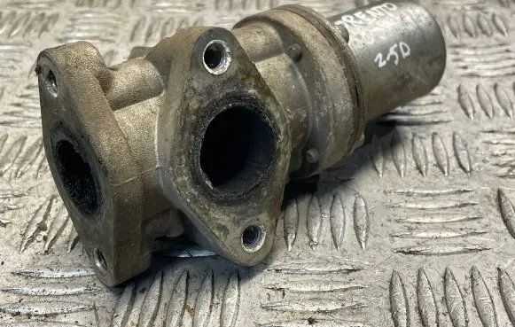 KIA Sorento EGR valve