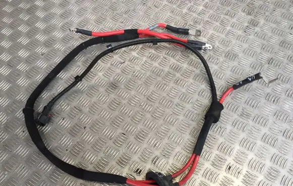 Audi Q7 4L Positive wiring loom 
