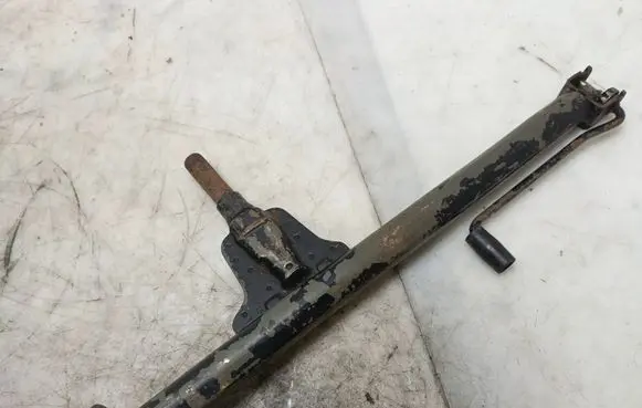 Mercedes-Benz W123 Lift Jack 1235830715