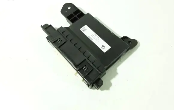 Toyota C-HR I Other control units/modules 88650F4181 MB2775005740