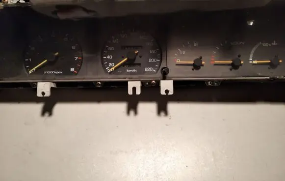 Mazda 929 Speedometer (instrument cluster) 257705271 HE2155430B
