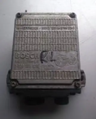 Mercedes-Benz W123 Combustion control unit/module 0015458632