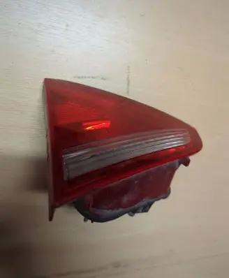 Audi A5 8T 8F Tailgate rear/tail lights 8T0945094 AU484