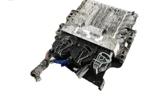 Renault Scenic III - Grand scenic III Engine control unit/module 237100777R