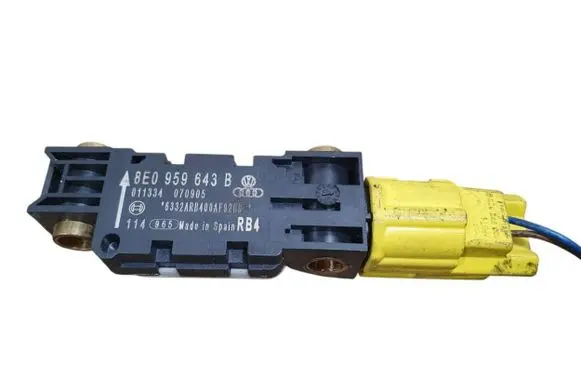 Audi A4 S4 B7 8E 8H Airbag deployment crash/impact sensor 8E0959643B