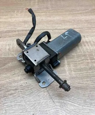 Audi A4 S4 B8 8K Seat adjustment motor 988582104 D336600
