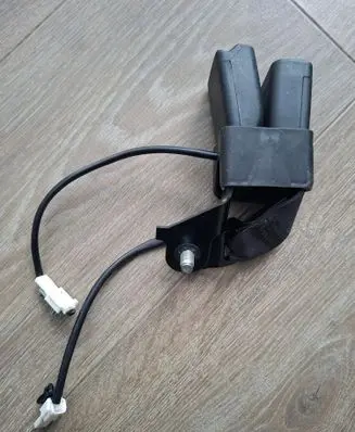 Renault Kadjar Middle seatbelt buckle (rear) 3096465