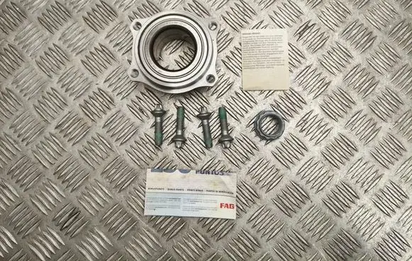 Mercedes-Benz E W211 Rear wheel ball bearing FAG713667810