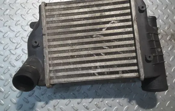 Audi A6 S6 C6 4F Intercooler radiator 4F0145806E